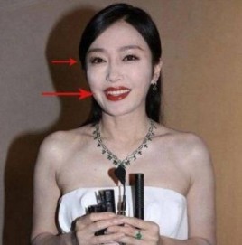 妖怪大战争长脖子妖怪是谁演的？为什么秦岚显得脖子短？ 