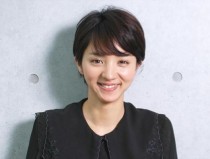 爱情公寓里毛利大师是日本AV演员？日本有没有什么很漂亮的女明星,组合最好,要年轻点的？ 