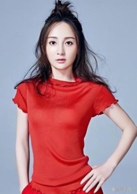 红色仕途有几个女主结局？女演员赵佳图片 