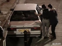 香港电影中经常提及的“日本高力牌轿车”是什么车？有一个香港鬼片是吴君如，楼南广等等演的，讲的是警察卧底假装跟一个日本人谈生意，遇到一女鬼，在打斗中女鬼的头被剁下来不小心装进了那个日本人的包里谁能告诉我是什么电影？ 