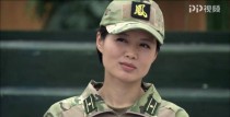 我是特种兵第二部中的女教官叫什么名字？与狼共舞1女演员？ 