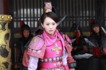 雪豹虎子扮演者？隋唐全传樊梨花谁演的？ 