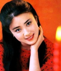 70年代至今大陆女演员谁最美？两个字的女明星和男明星？ 