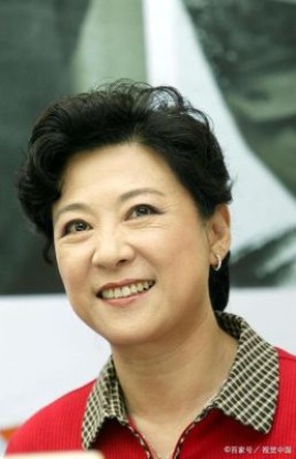 演过角色扣的演员是谁？寻一部老片子，里面有个人叫扣儿，8几年的电视剧？ 