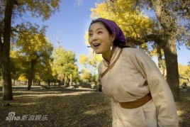 乌兰图雅的所有服装？胡杨女人阿蓉饰演者？ 