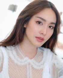 2021泰国女演员排名漂亮的？为什么泰国的女明星个个都那么美，而且身材都那么好呢？ 