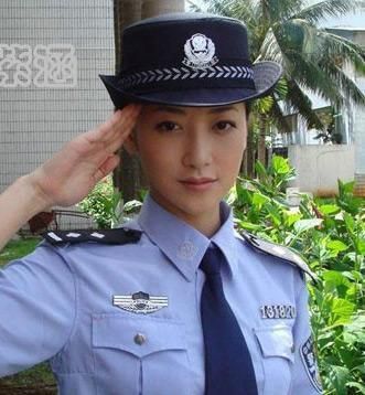 卧底警花赵微微是谁演的？征服中的女警察谁演的？ 