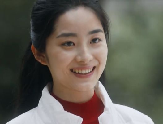 鼓楼外菊花扮演者是谁？重返1993女主角？ 