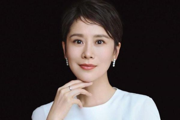 女主是明星的电视剧网剧？中国女演员最多的现代电视剧？ 