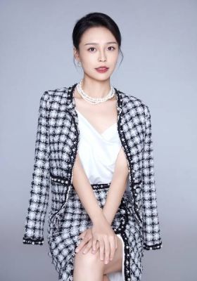 无限正义中宋佳丽的扮演者是谁？女演员宋佳丽 