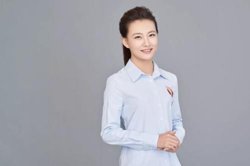 乡愁杨阳真实身高？央视4套女主持人杨阳今年几岁？ 