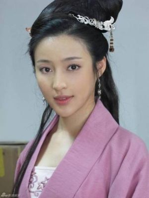 匈牙利女艺人？潘金莲甘婷婷演的叫什么电视剧？ 