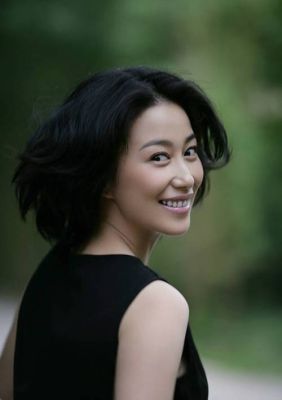 我的娜塔莎刘妈扮演者？鹰与枭女囚犯扮演者？ 