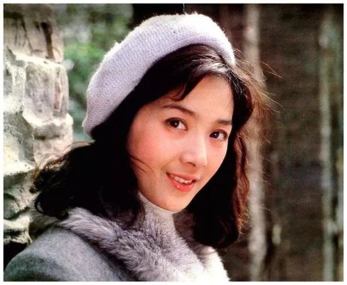 90年代姓吴的女星？龚雪陈冲刘晓庆哪个年代出名的女明星？ 