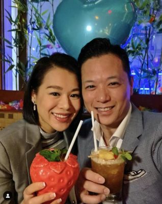 港星薛家燕在与前夫石保庆离婚后请问还有没有再婚？胡杏儿老公结过几次婚？ 