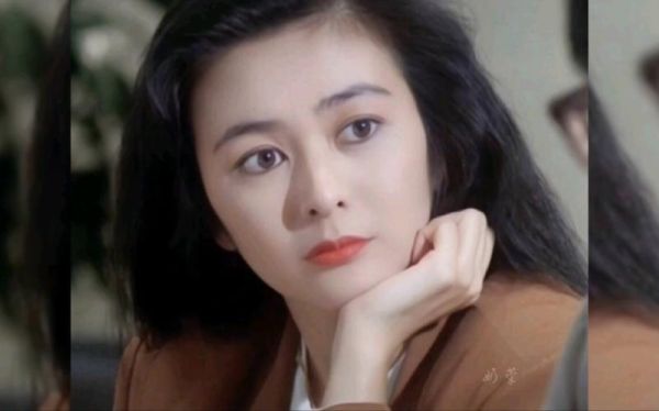 80年代港台十大美女？杀破狼2那个小姐谁演的？ 