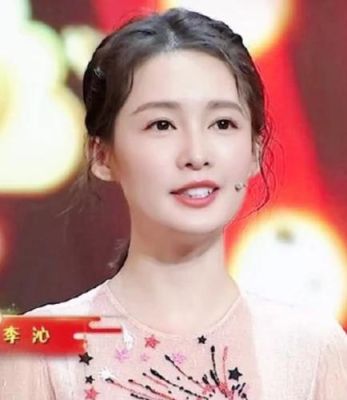 无名之辈女儿的扮演者？小花中拥有好资源的四大女明星，李沁仅排第二，排第一的到底是谁？ 