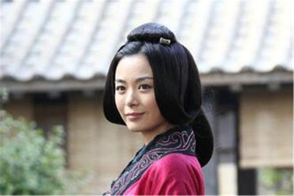 新版三国邹夫人谁演的？新三国演义小乔扮演者？ 