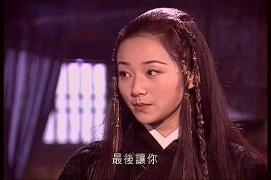 电视剧裸雪丁小桐饰演者是谁？面具2002版狐狸精柳小姐谁演的？ 