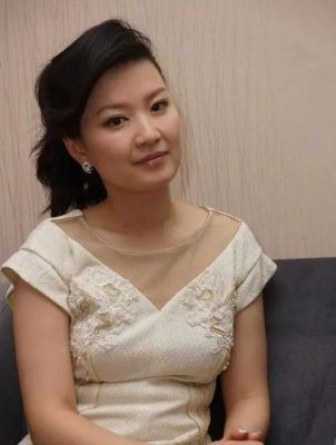 陈蓉双胞胎儿女今年多大了？演员陈蓉在电视剧晚婚中和谁是一对？ 