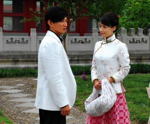 吴奇隆姚芊羽主演的《扇娘》中蔷薇格格的结局是什么？扇娘格格结局 