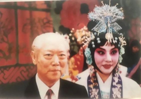 张君秋最好的弟子排名？天津1990年京剧女演员雷英现状 