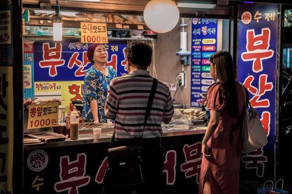 首尔最大市场？路边摊 韩国 女演员 